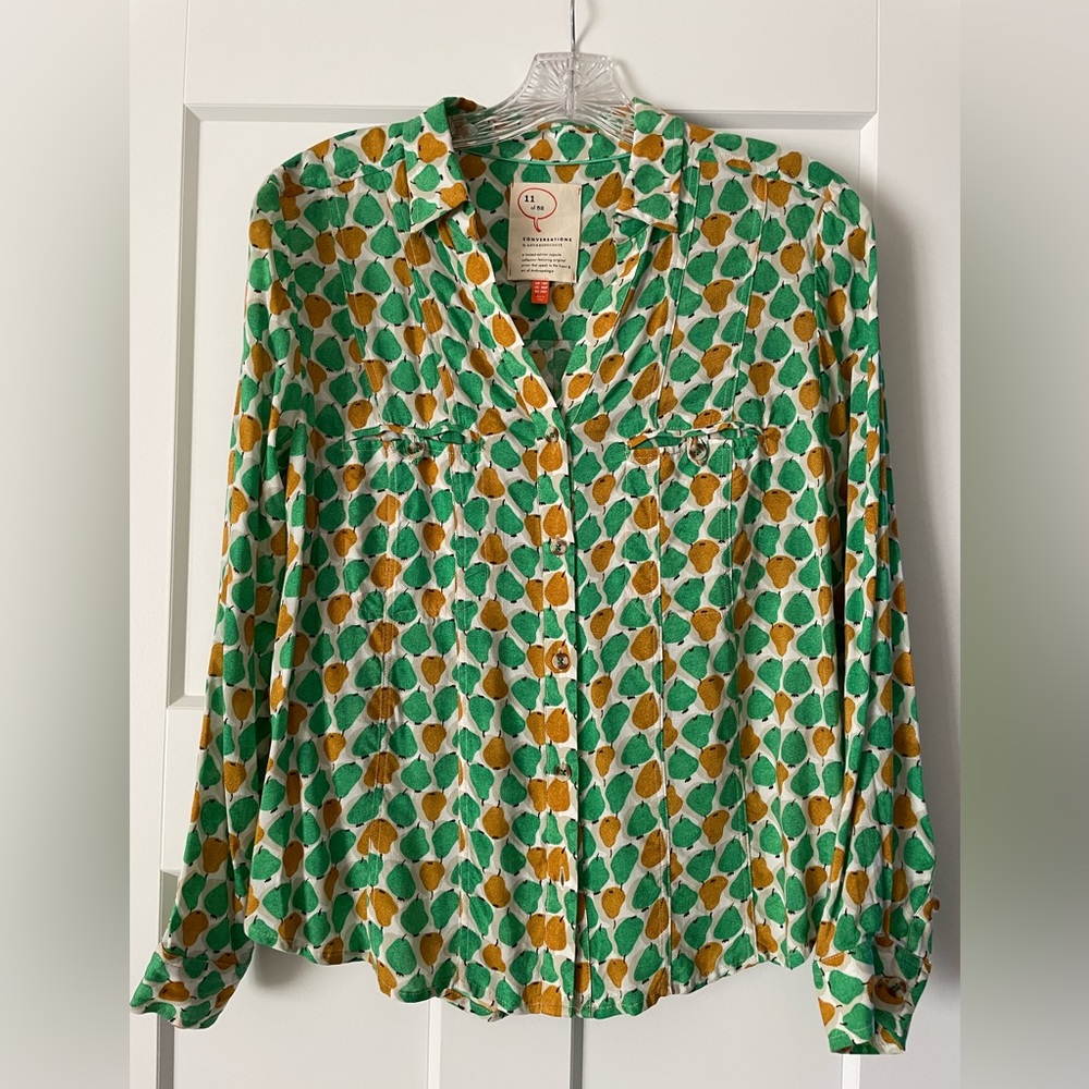 Anthropologie blouse size 6. Cute print